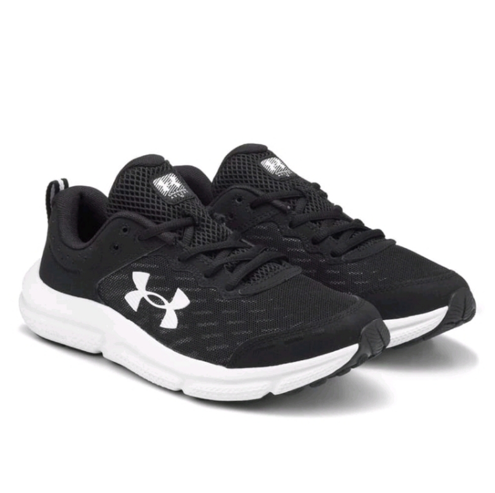 Under Armour Black and White Athletic Shoes